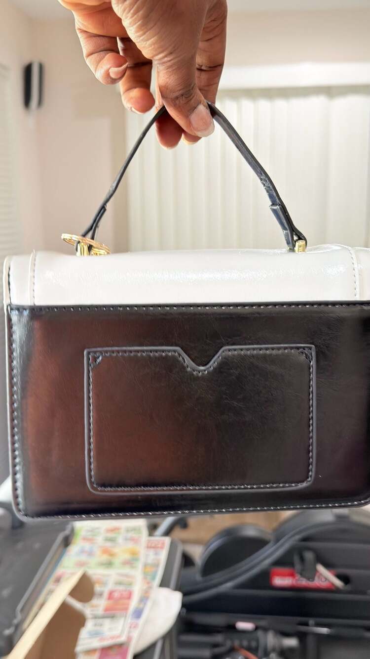 MZACRAKE Lolita-Style Bowknot Decor Satchel with Cherry Charm - Picture 4 of 5